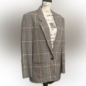 Pendleton Houndstooth Plaid Blazer in Black, White & Tan